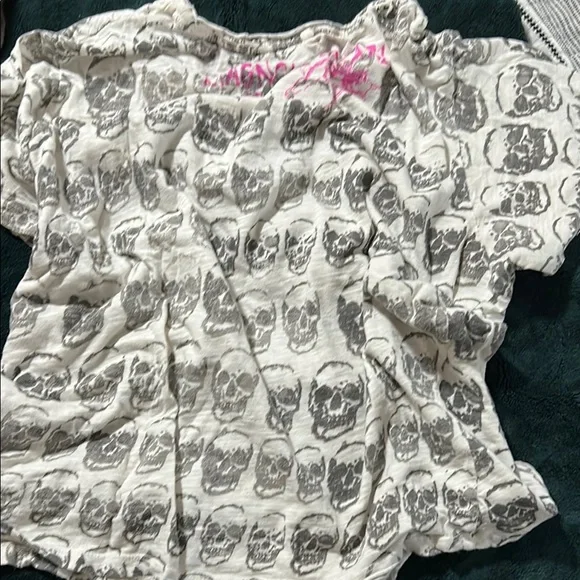 Magnolia Pearl T-shirt Lot (set of 3) - Picture 5 of 7